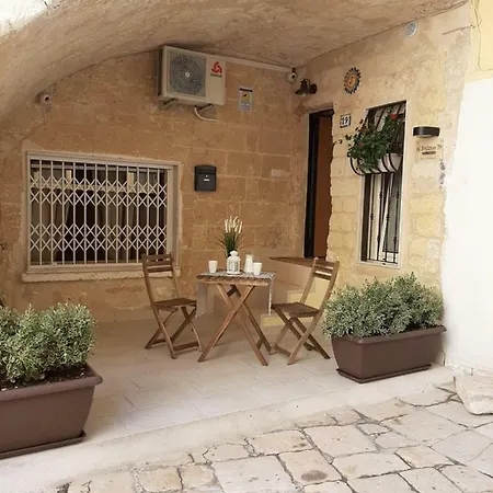 Al Sottano 19 בארי