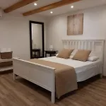Apartamento Al Sottano 19 *